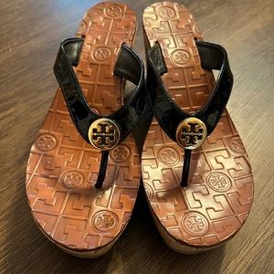 Tory Burch size 7 Thora Wedge